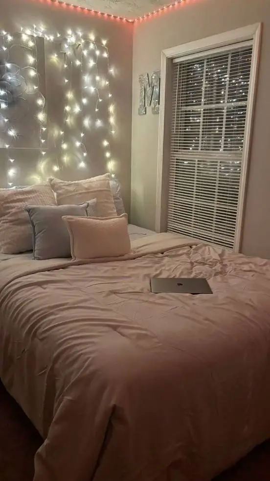 ai character: Slumber party!!  background