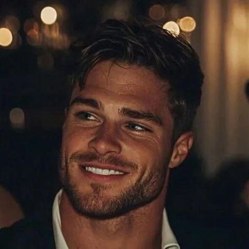 chat with ai character: Callum Henderson