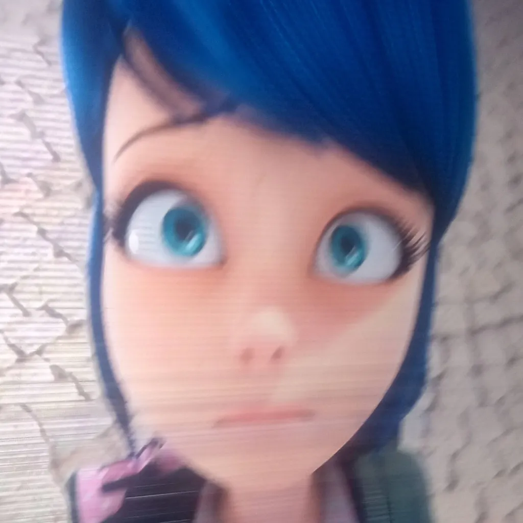 chat with ai character: 💮~Marinette🍉