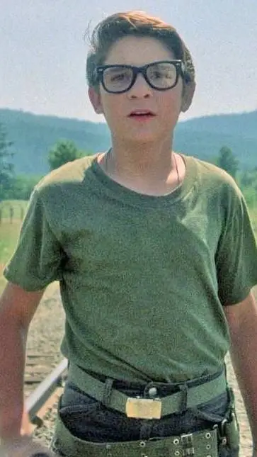ai character: teddy (stand by me background