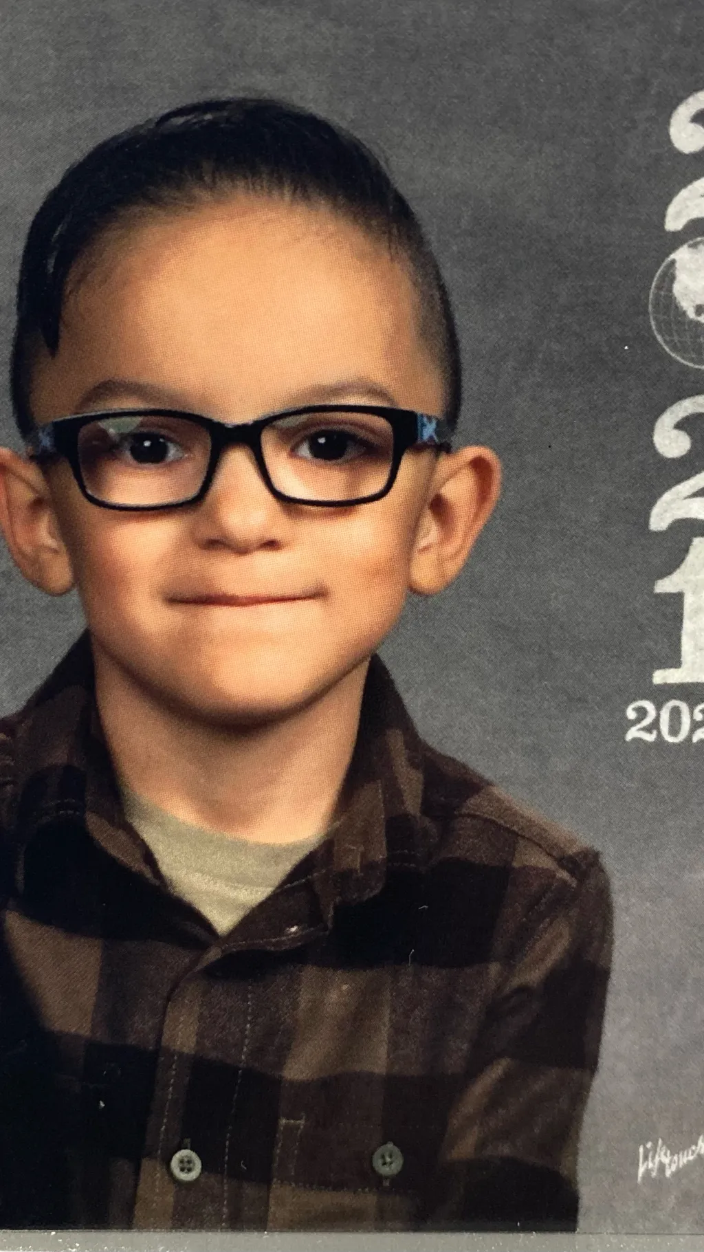 ai character: Rafael background