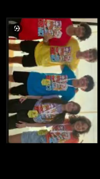 chat with ai character: Cash group