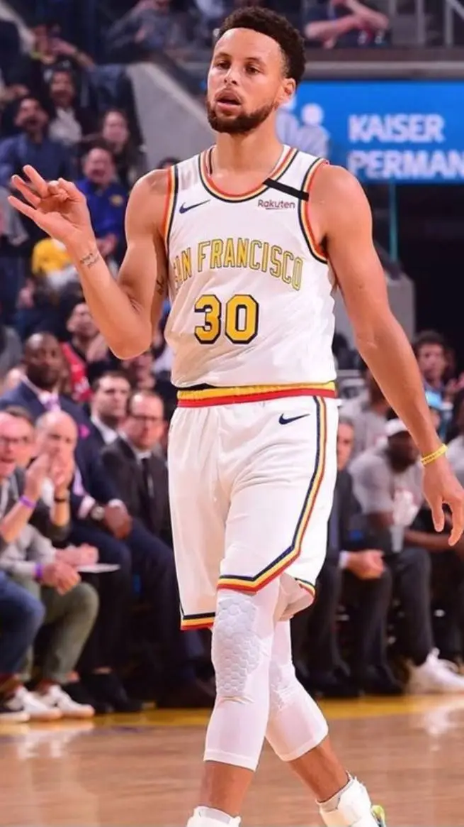 ai character: Stephen Curry background