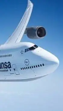 ai character: Boeing 747 LFTHNSA background