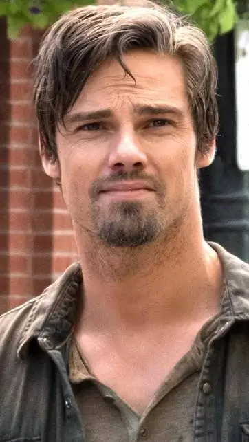 ai character: Ben Hanscom  background