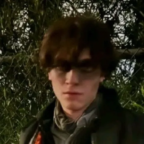chat with ai character: Matt