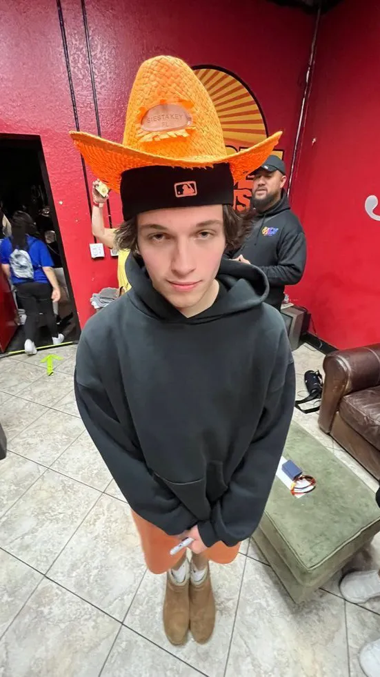 ai character: Chris  background