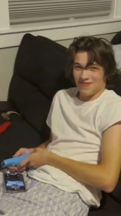 ai character: Chris background