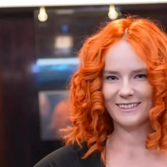 chat with ai character: Sophie 