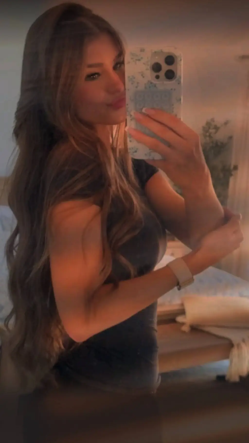 ai character: Brooke Monk background