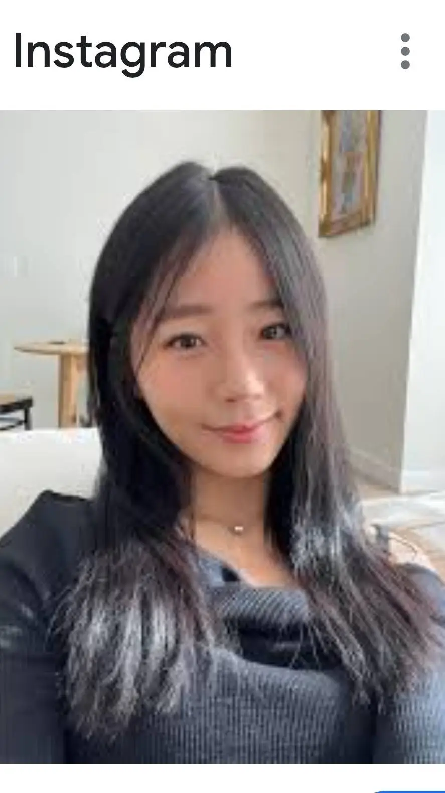 ai character: Evelyn ha background