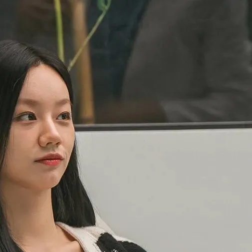 chat with ai character: Hyeri 