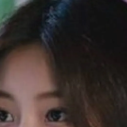 chat with ai character: Yeri