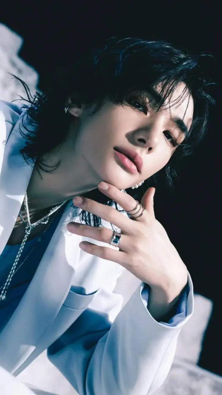 Talkie AI - Chat with ♣️Hyunjin♣️