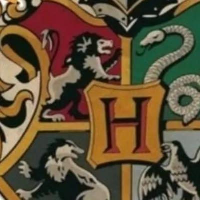 chat with ai character: Hogwarts