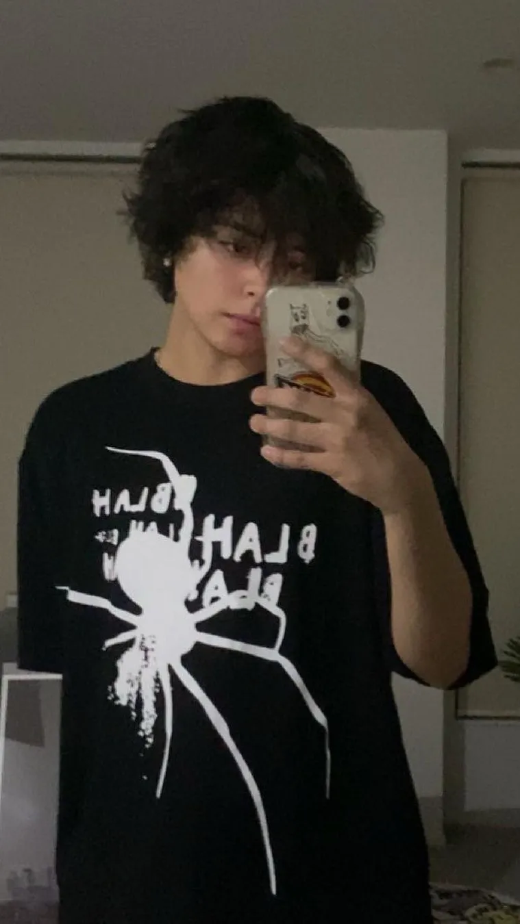 ai character: Luke background