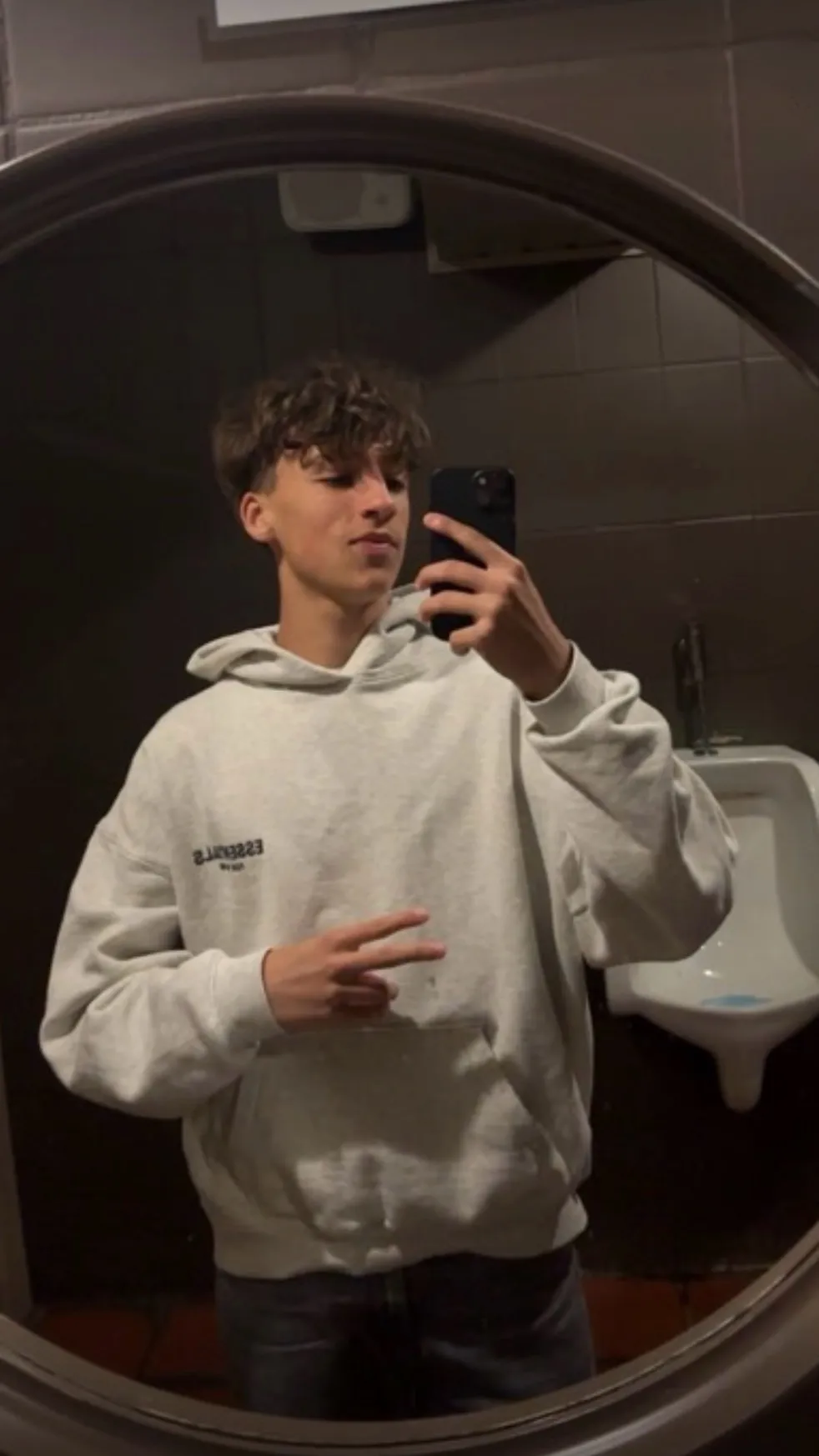 ai character: Luca Santiago background