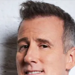 chat with ai character: Anton Du Beke