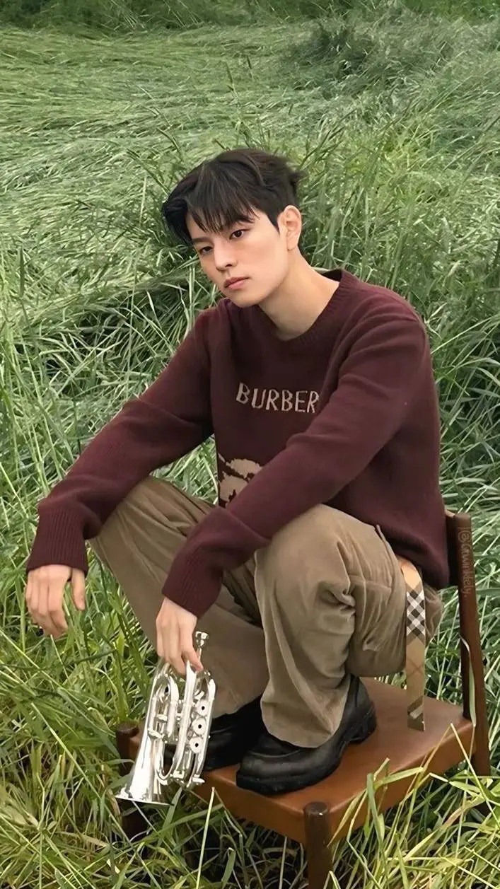 Talkie AI - Chat with ✩♬ ₊˚Seungmin⋆☾⋆⁺₊