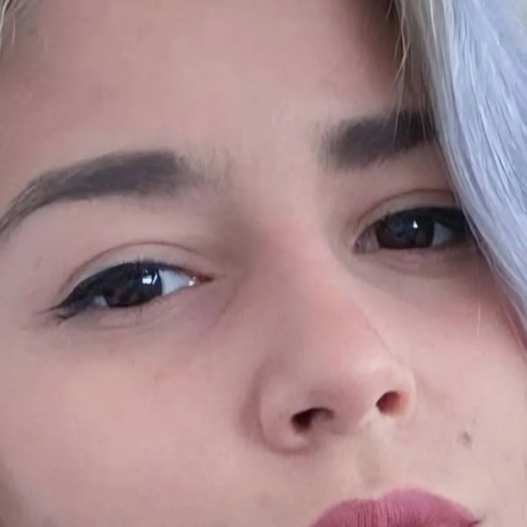 chat with ai character: lamia 