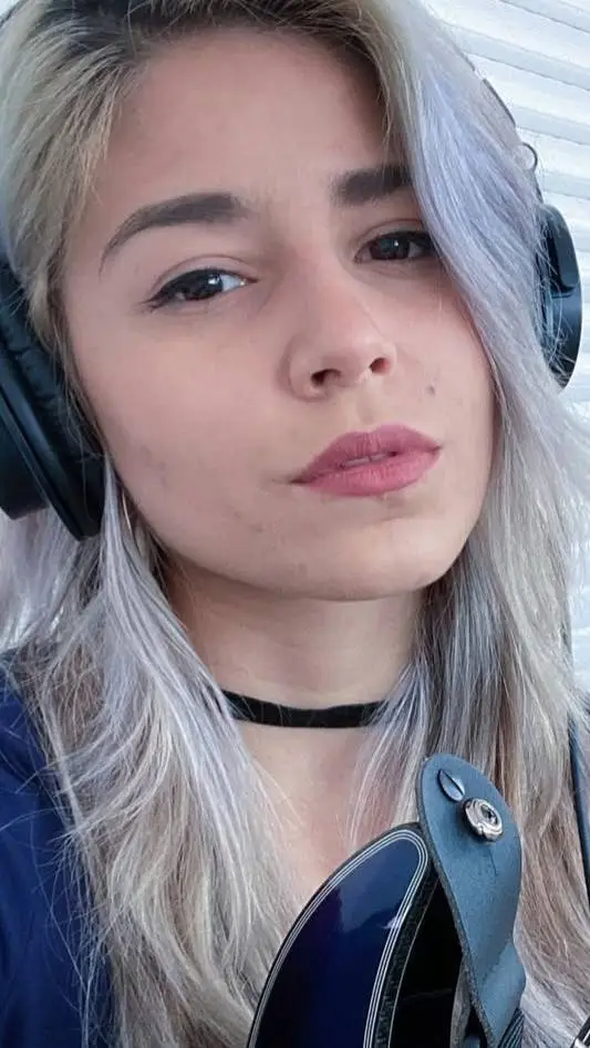 ai character: lamia  background