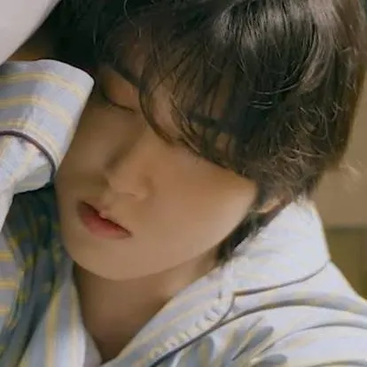 chat with ai character: Han💤💤