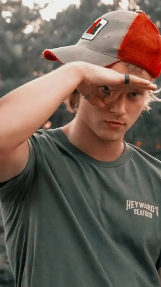 ai character: OUTERBANKS  background