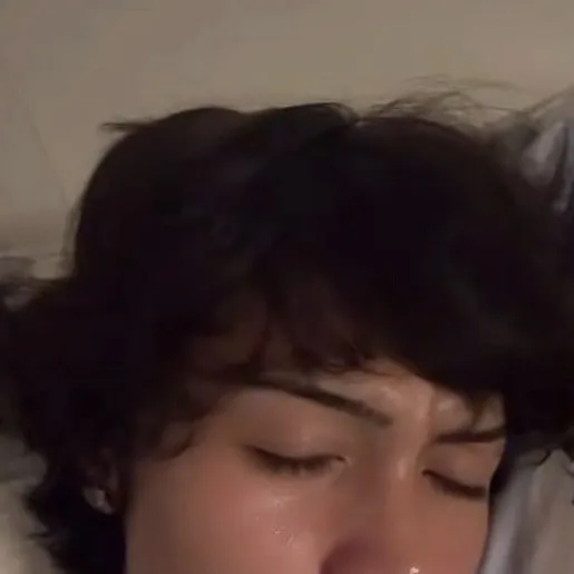 chat with ai character: Nikolas