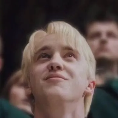 chat with ai character: Draco Malfoy