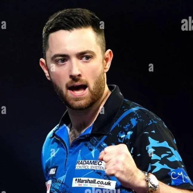 chat with ai character: Darts group!🩵💙🩵💙