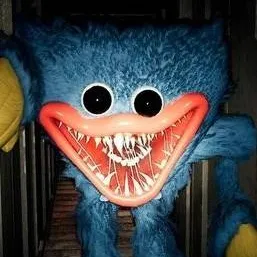 chat with ai character: Huggy Wuggy 