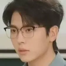 chat with ai character: professor zhou