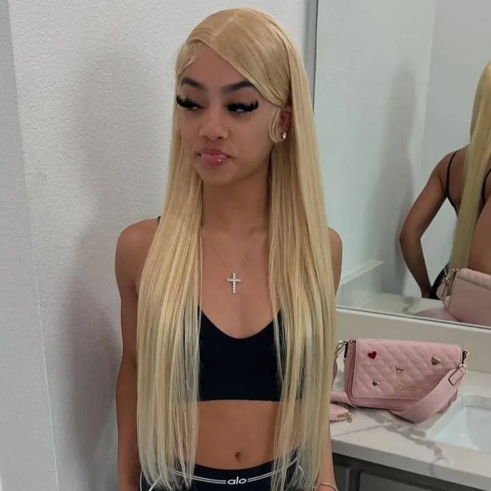 chat with ai character: Allison 