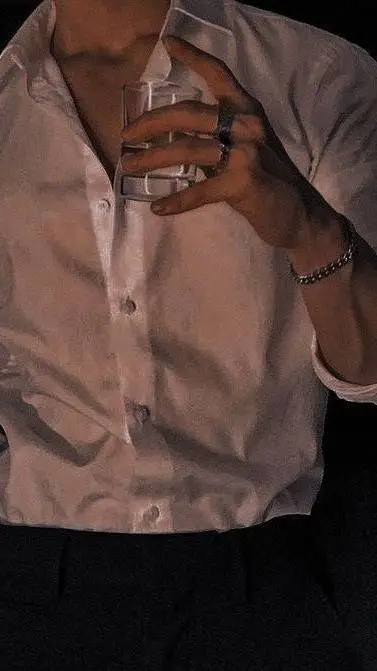ai character: Greyson Lake background