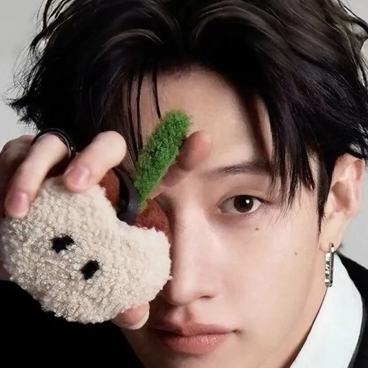 chat with ai character: BANGCHAN