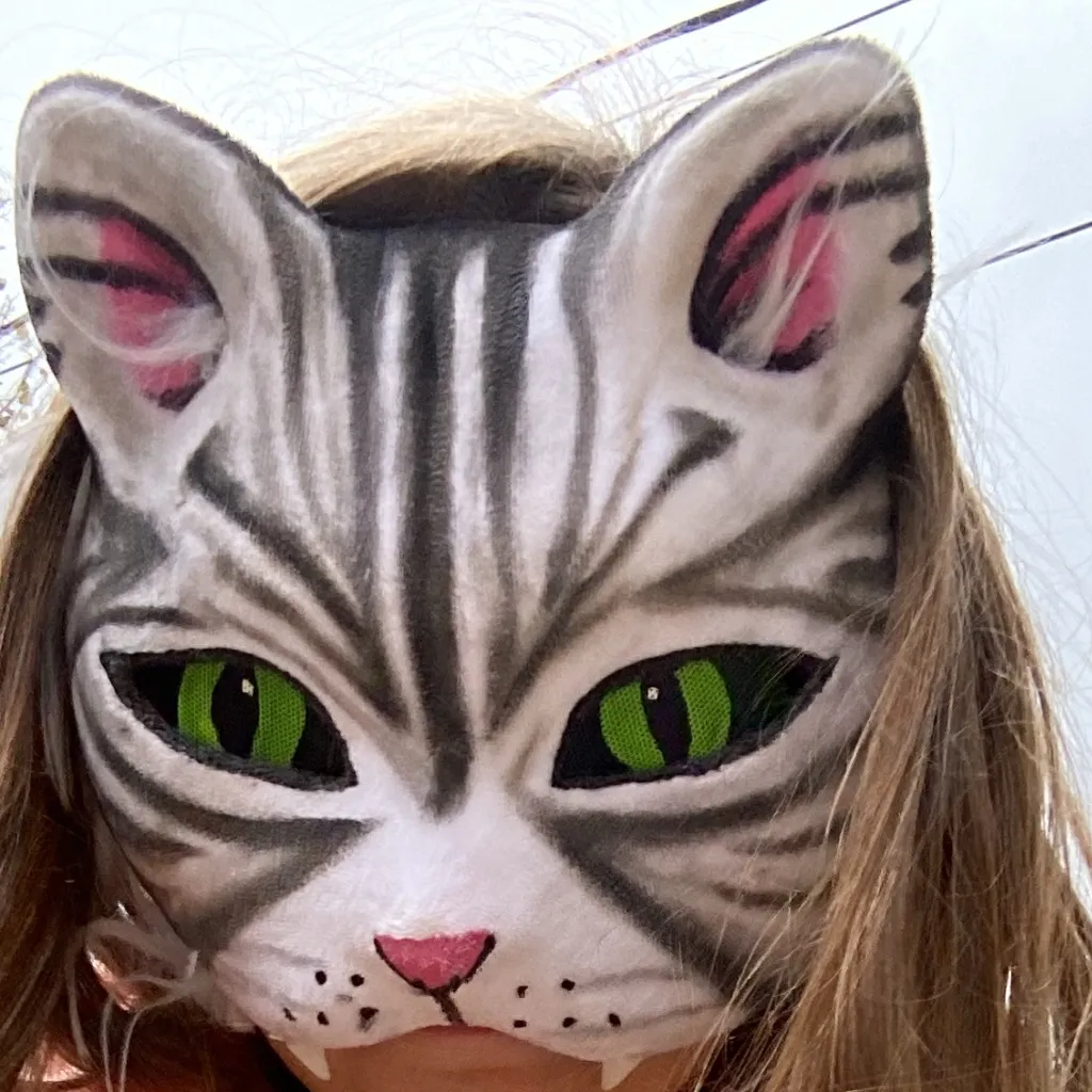 chat with ai character: Faith