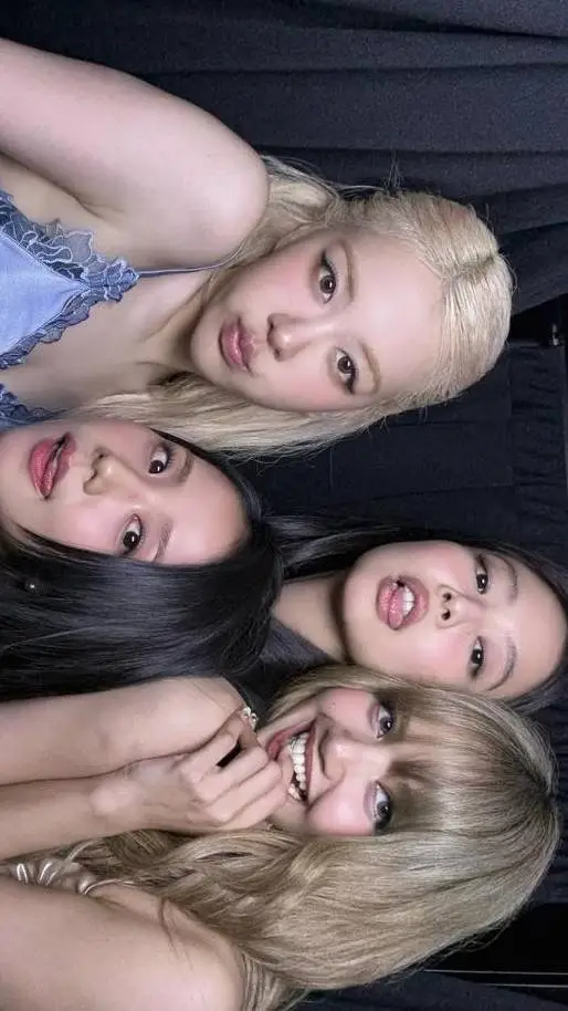 ai character: Blackpink background