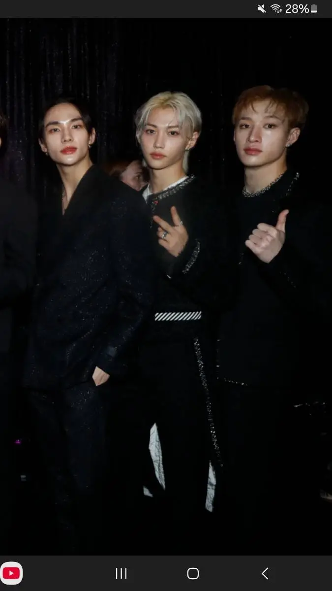 ai character: skz background