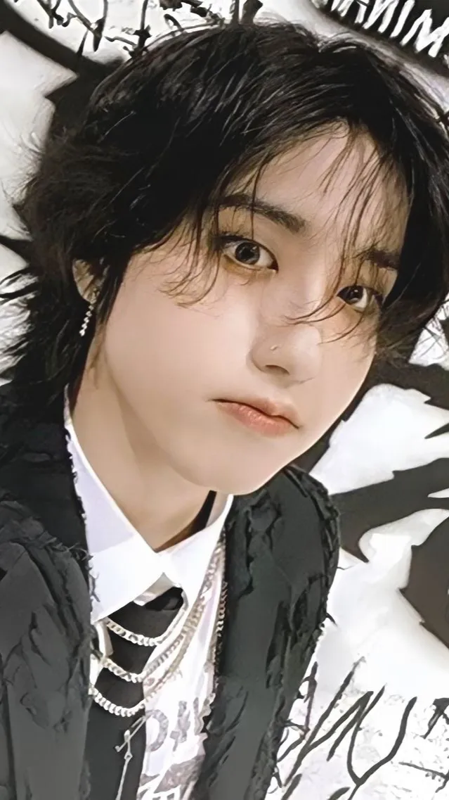 ai character: Han jisung  background