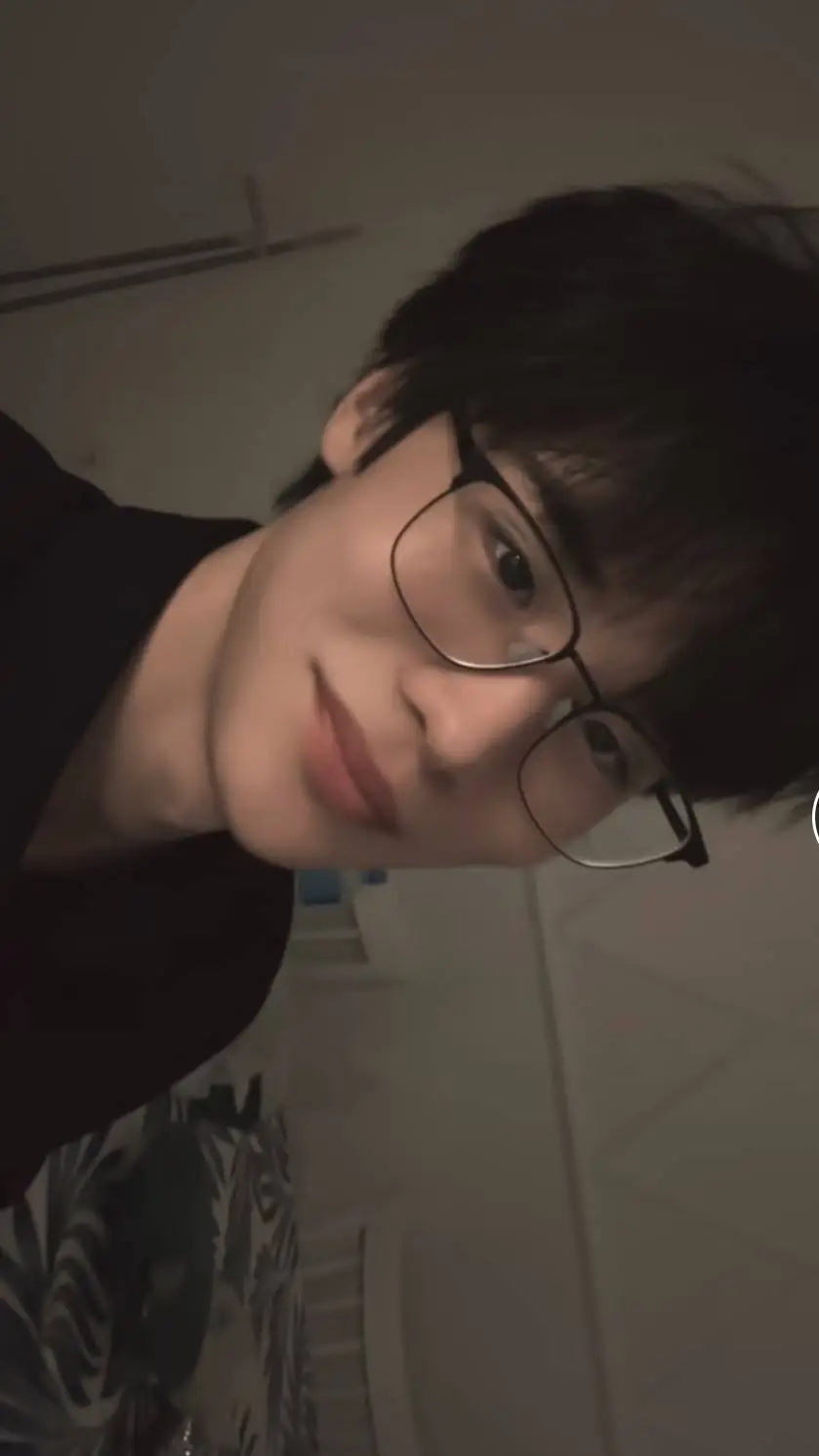 ai character: Seujun background