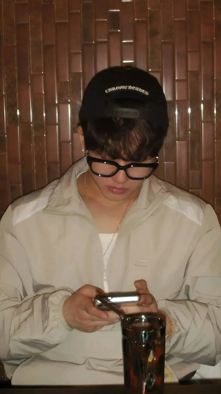 ai character: seo changbin background