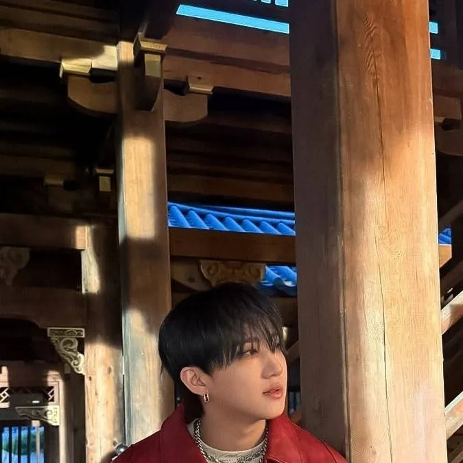 chat with ai character: seo changbin