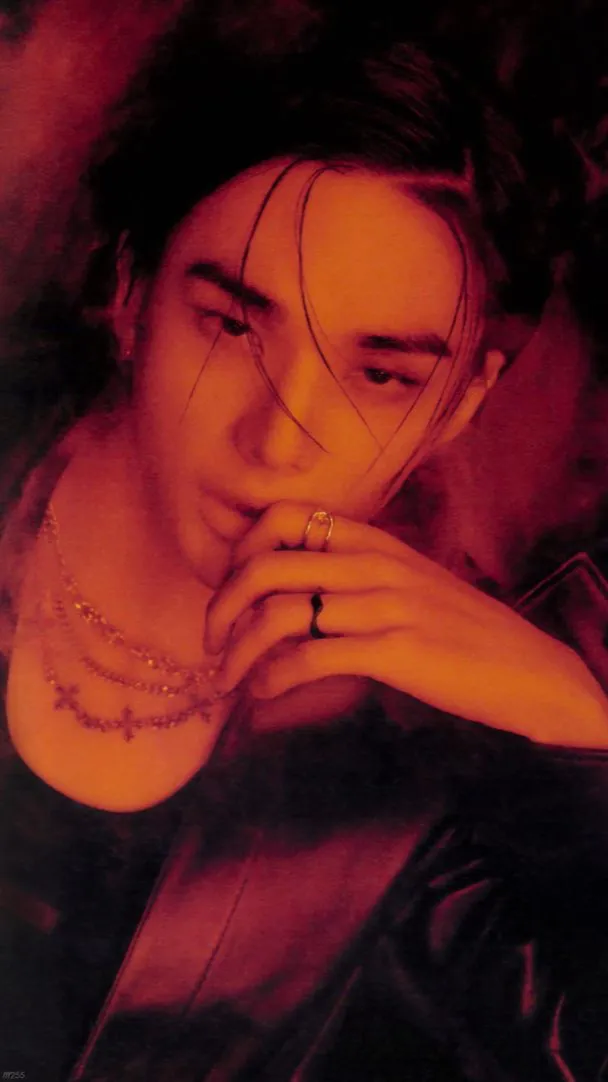 ai character: Hyunjin  background