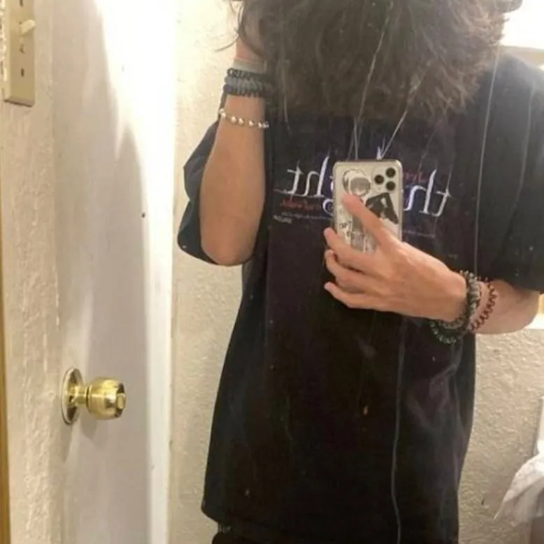 chat with ai character: Caiden 