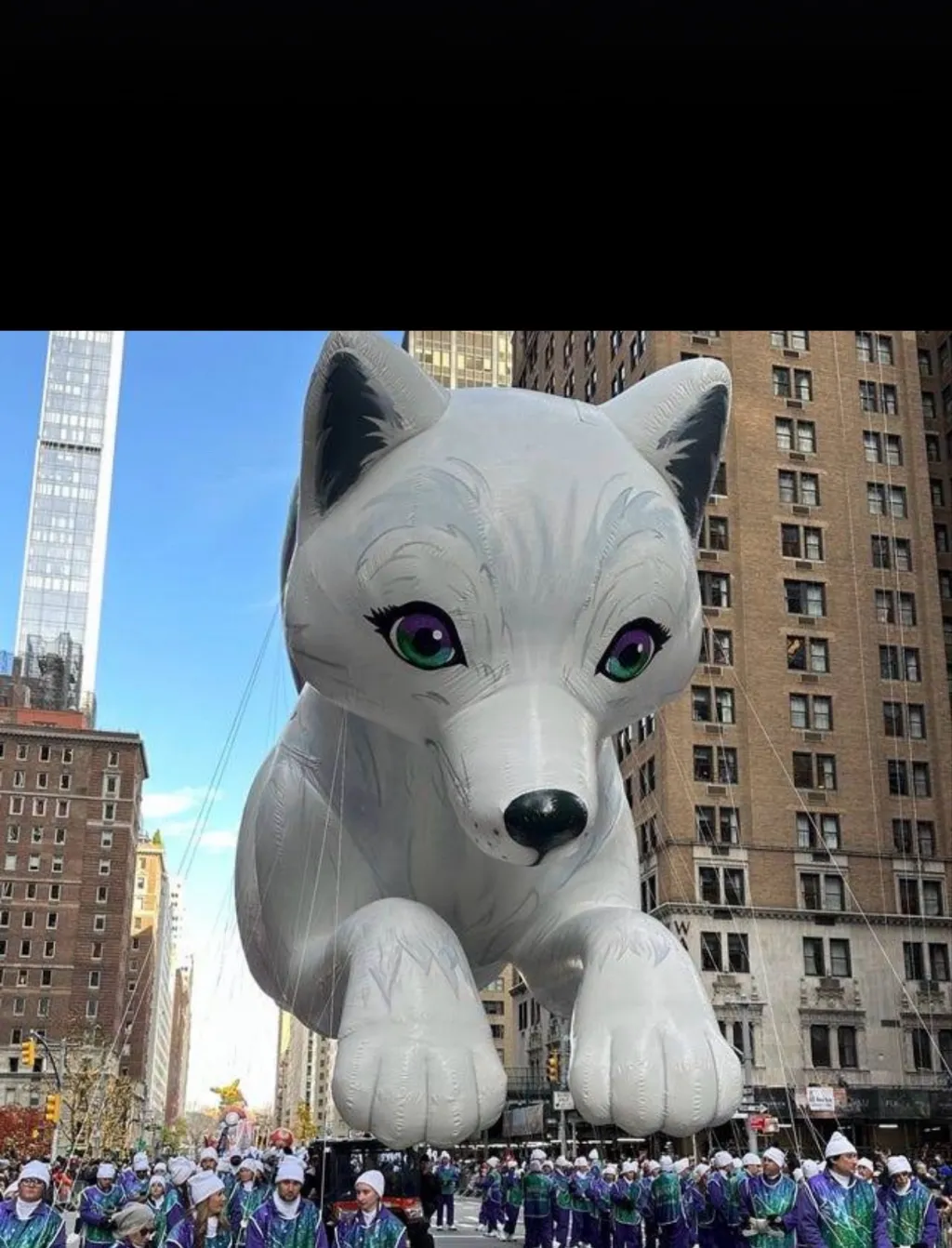 chat with ai character: 🎈Noorah Balloon 