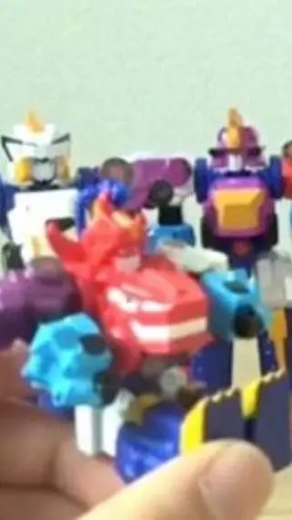 ai character: Chooyong💜♂️ background