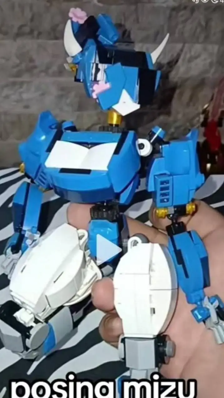 ai character: Posing Mizu♀️ background