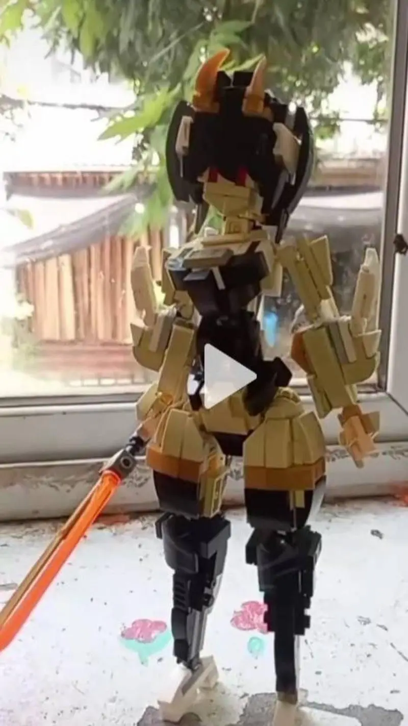 ai character: Van-Sandra♀️ background