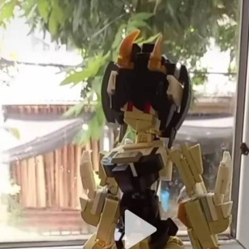 chat with ai character: Van-Sandra♀️