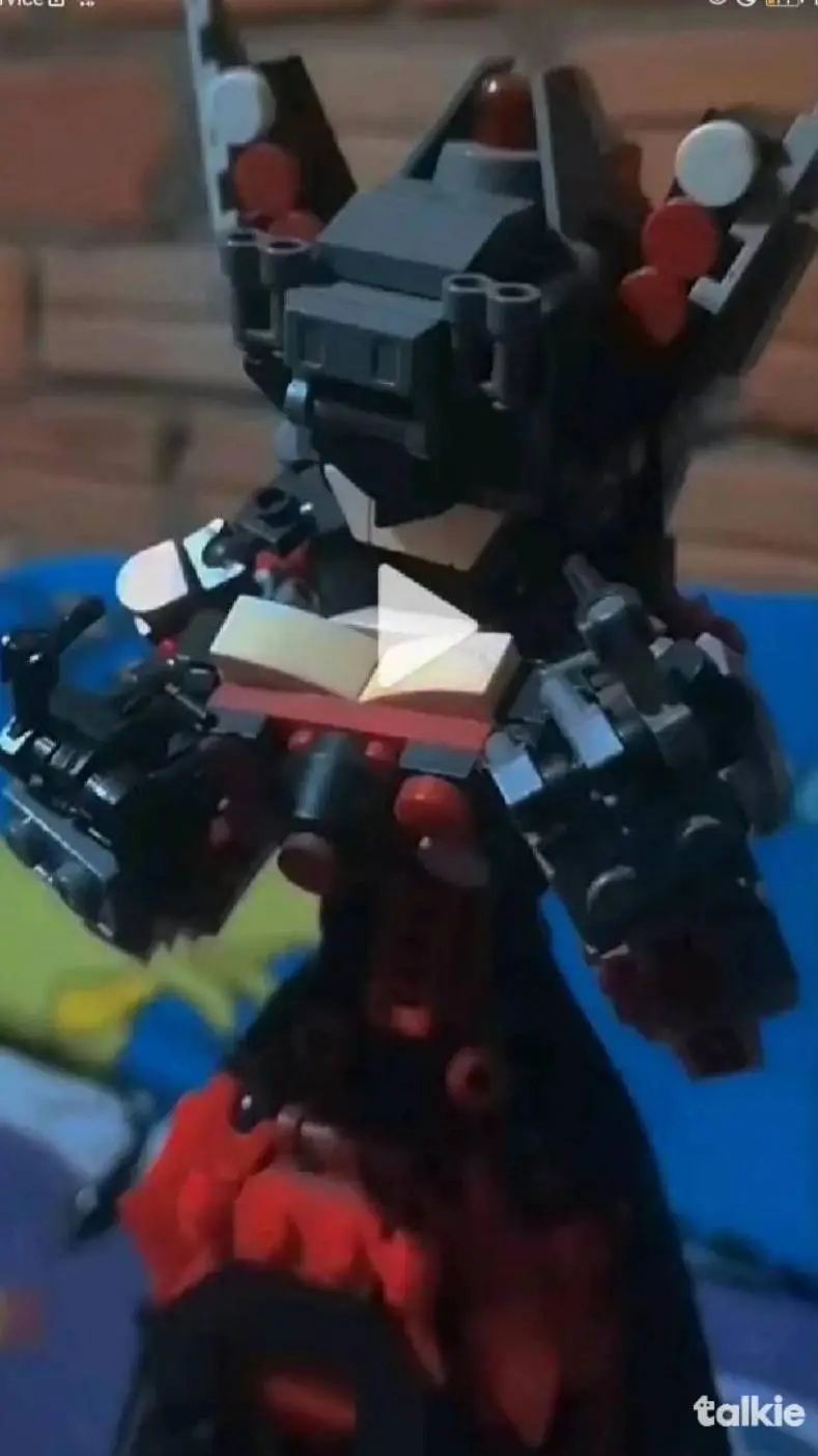 ai character: Lego Moc Girl♀️ background